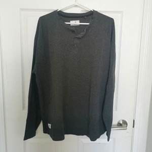 ✨3/25✨ Kangol Henley